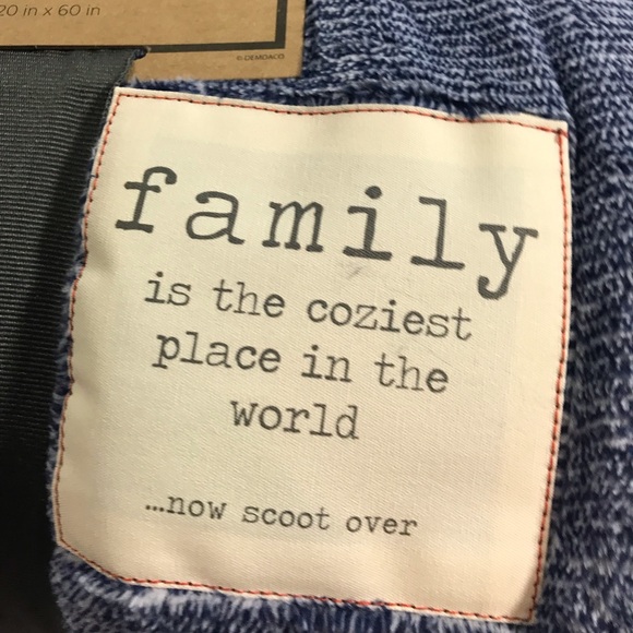 DEMDACO Together Time Family Mega Blanket - Picture 1 of 4